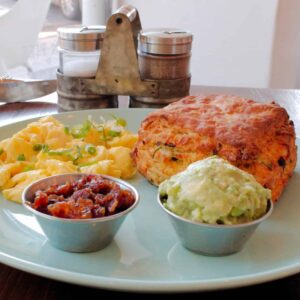 Cheddar and Green Onion Biscuits (half dozen)