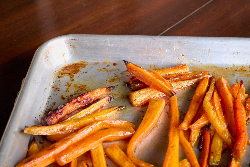 carrots roasted in a pan